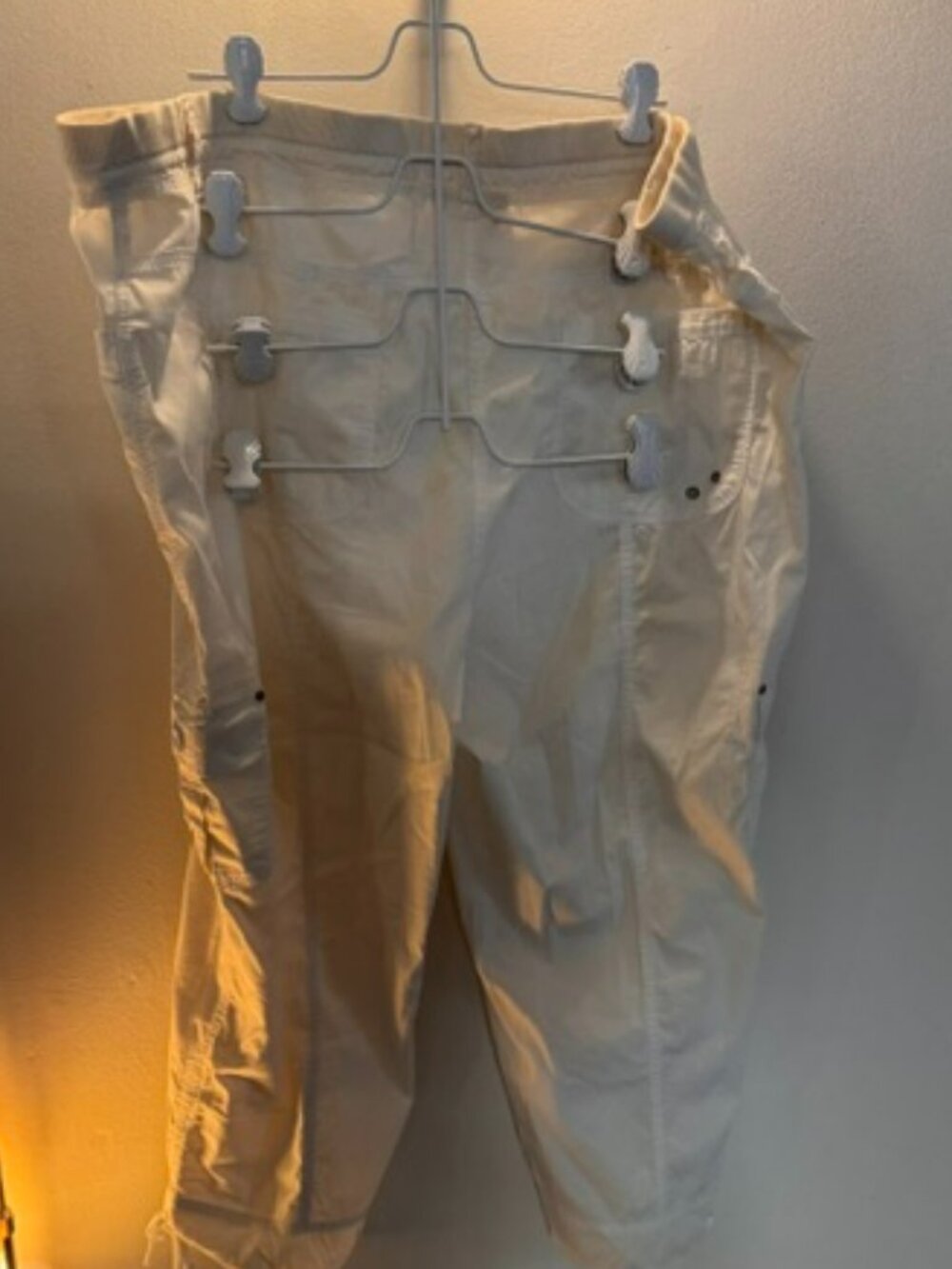 Chico's Cargo Cropped Pants